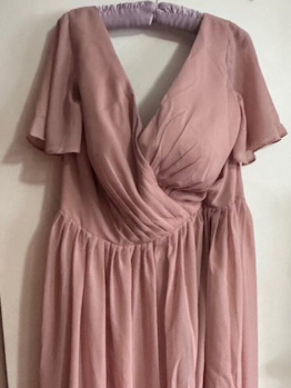22W+ Pale Pink / Dusty Rose Formal Bridal flowy dress w/ adjustable back lacing!